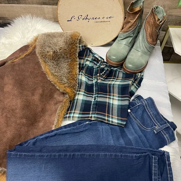 No Name Chocolate Brown Faux Suede & Faux Fox Fur Lined Coat XL - Picture 11 of 11